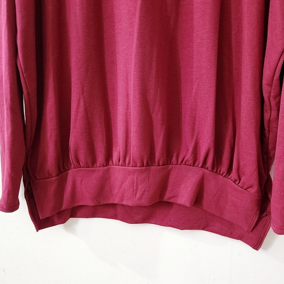 Women's Long Sleeves Graphic Sweater|Sizes Small Medium Large| Color Burgundy - Picture 6 of 8